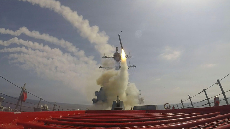 pentagonul-a-semnat-un-contract-de-23-miliarde-de-dolari-pentru-rachete-de-croaziera-tomahawk