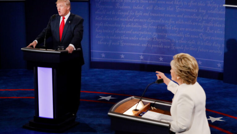 „trump-este-mai-apropiat-coreea-de-nord-si-rusia-decat-de-tari-precum-canada-si-oman”,-sustine-hillary-clinton