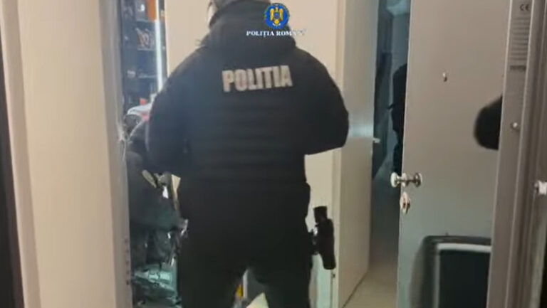 politist-din-timisoara,-vizat-intr-o-ancheta-ce-vizeaza-spargatori-de-locuinte