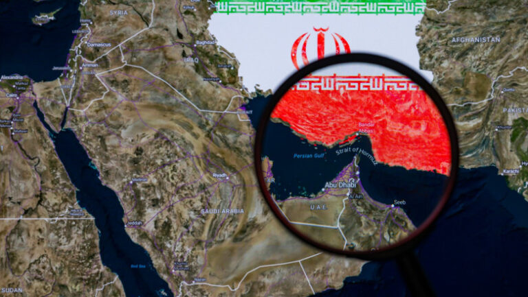 donald-trump-spune-ca-nu-exista-si-nici-nu-sunt-programate-discutii-cu-iranul,-dar-stramtoarea-ormuz-este-deschisa.-anuntul-teheranului