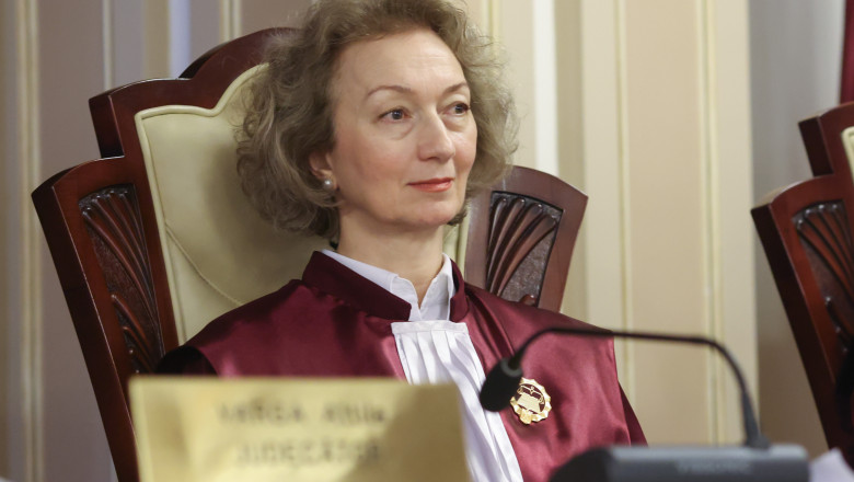 presedinta-ccr-are-o-opinie-separata-privind-„amendamentul-fritz”.-simina-tanasescu:-voi-explica-de-ce-cred-ca-este-neconstitutional presedinta-ccr-are-o-opinie-separata-privind-„amendamentul-fritz”.-simina-tanasescu:-voi-explica-de-ce-cred-ca-este-neconstitutional