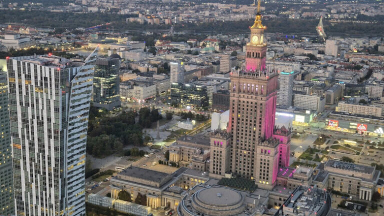 polonia-se-alatura-pietelor-dezvoltate-in-urma-unei-reevaluari-majore-a-s&p-dow-jones-indices
