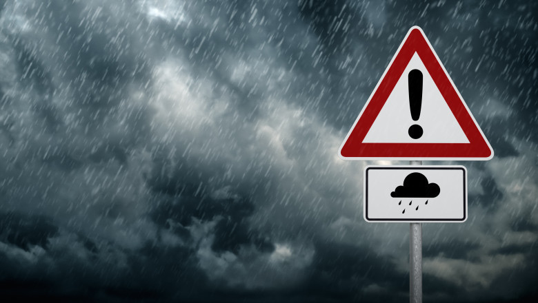 avertizari-meteo-imediate:-ploi-torentiale,-descarcari-electrice-si-grindina-in-bucuresti-si-giurgiu-in-urmatoarea-ora avertizari-meteo-imediate:-ploi-torentiale,-descarcari-electrice-si-grindina-in-bucuresti-si-giurgiu-in-urmatoarea-ora