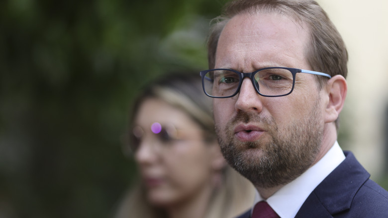 dominic-fritz:-„psd-ar-fi-o-catastrofa-pentru-romania”.-ce-spune-despre-un-premier-tehnocrat-cu-ministri-politici dominic-fritz:-„psd-ar-fi-o-catastrofa-pentru-romania”.-ce-spune-despre-un-premier-tehnocrat-cu-ministri-politici