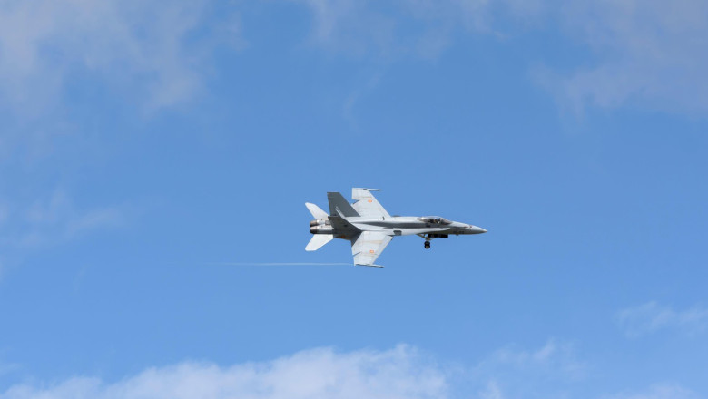 locuitorii-din-nordul-judetului-tulcea-au-primit-un-nou-mesaj-ro-alert.-au-fost-ridicate-de-la-sol-doua-avioane-f-18-spaniole locuitorii-din-nordul-judetului-tulcea-au-primit-un-nou-mesaj-ro-alert.-au-fost-ridicate-de-la-sol-doua-avioane-f-18-spaniole