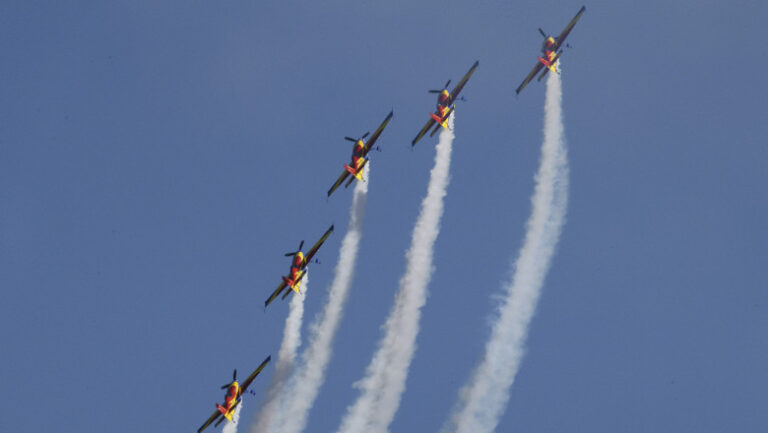 incepe-bias-2026,-unul-dintre-cele-mai-mari-spectacole-aeriene-din-romania.-programul-evenimentului-si-aeronavele-participante