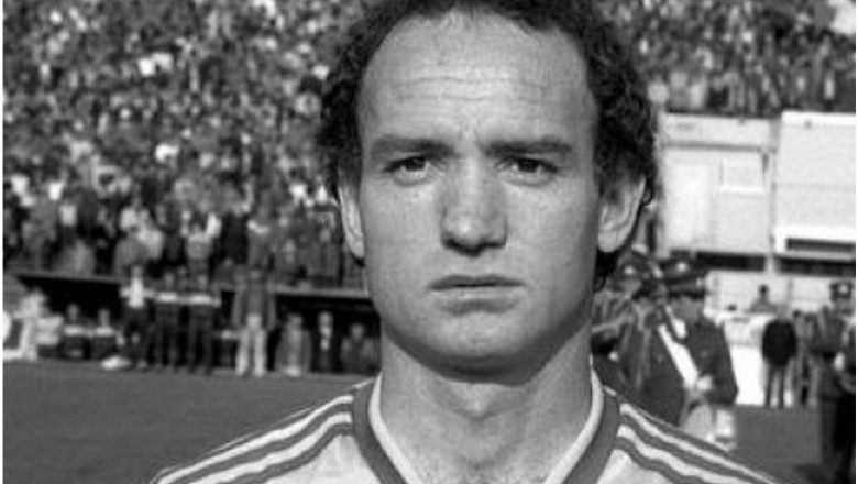 fostul-mare-fotbalist-al-universitatii-craiova,-nicolae-ungureanu,-a-murit-la-varsta-de-69-de-ani fostul-mare-fotbalist-al-universitatii-craiova,-nicolae-ungureanu,-a-murit-la-varsta-de-69-de-ani