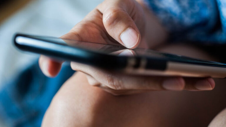 noi-alerte-de-fraude-online-in-romania.-cum-este-folosita-vocea-clonata-a-rudelor-victimelor