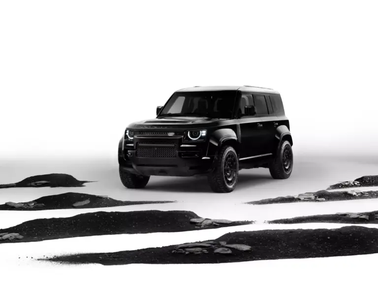 viitoarea-generatie-land-rover-defender-electric-este-amanata-cu-doi-ani:-parteneriat-surpriza-cu-stellantis-pentru-piata-din-sua