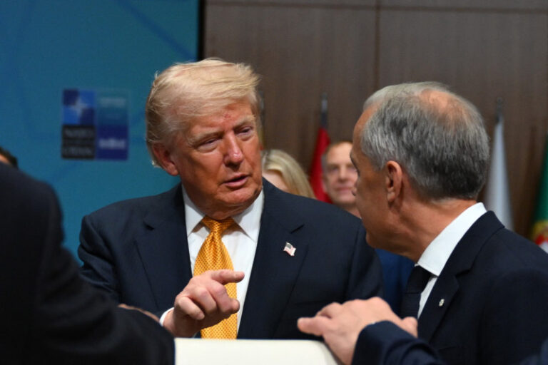 „esti-in-razboi-cand-esti-atacat”.-cum-a-devenit-mark-carney-unul-dintre-putinii-lideri-mondiali-care-ii-tin-piept-lui-donald-trump