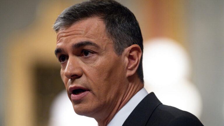 pedro-sanchez:-spania-continua-ancheta-privind-valul-de-migranti-din-ceuta.-„au-fost-raspandite-zvonuri-si-dezinformari”