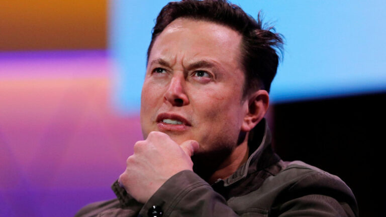 elon-musk-ar-fi-dispus-sa-permita-ucrainei-sa-utilizeze-starlink-pentru-atacuri-impotriva-rusiei