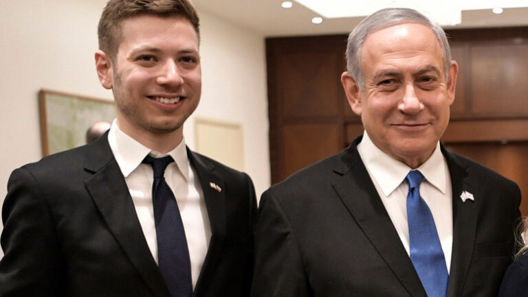 fiul-lui-benjamin-netanyahu-a-devenit-o-tinta-pentru-teheran-el-a-fost-scos-in-graba-din-sua.-„iranul-a-incercat-sa-il-ucida!”