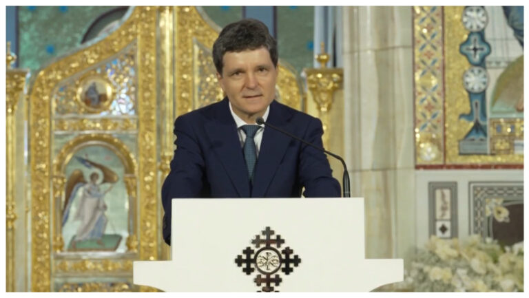 nicusor-dan:-„spatiul-public-este-dominat-de-defetisti-si-demagogi”.-apel-pentru-„un-nationalism-sanatos”