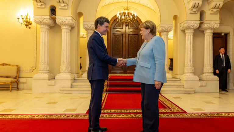 mesajul-lui-nicusor-dan-despre-o-europa-„mai-unita”.-ce-au-discutat-presedintele-si-angela-merkel-la-cotroceni