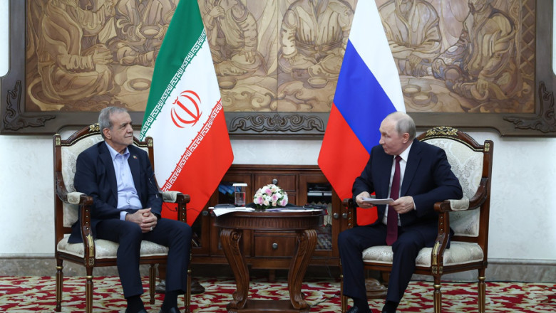 vladimir-putin-promite-ca-va-continua-sa-sprijine-iranul-in-conflictul-cu-sua-si-ii-va-furniza-„bunurile-necesare”