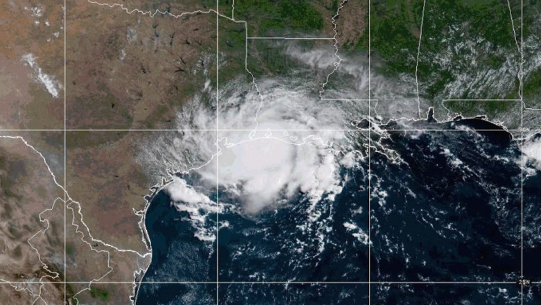 fenomen-rar-in-pacific.-trei-cicloane-simultane-au-traversat-oceanul,-din-cauza-unui-episod-el-nino-fara-precedent fenomen-rar-in-pacific.-trei-cicloane-simultane-au-traversat-oceanul,-din-cauza-unui-episod-el-nino-fara-precedent