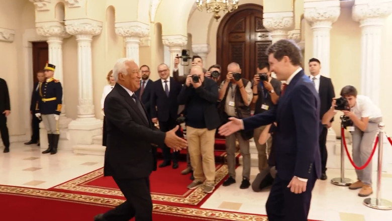presedintele-consiliului-european-a-fost-primit-de-nicusor-dan-la-palatul-cotroceni