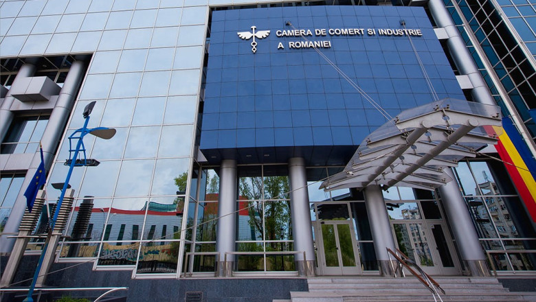 precizarile-camerei-de-comert-dupa-zborul-privat-cu-ponta,-manole,-judecatorul-ccr-si-seful-tribunalului-constanta-in-mykonos precizarile-camerei-de-comert-dupa-zborul-privat-cu-ponta,-manole,-judecatorul-ccr-si-seful-tribunalului-constanta-in-mykonos