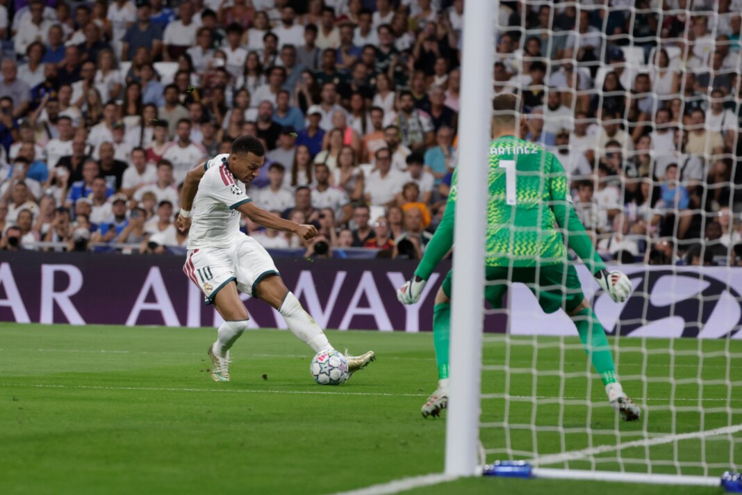 mbappe-se-umfla-n-pene:-„nu-exista-fotbalist-mai-bun-decat-mine!”