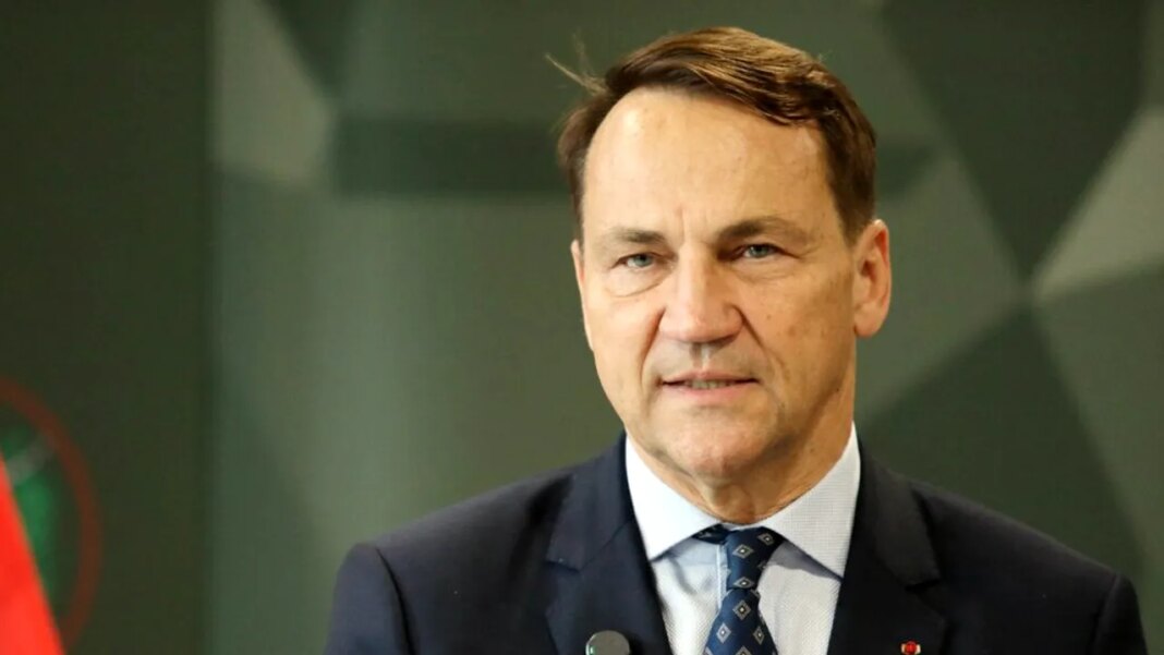 sikorski:-polonia-nu-va-bloca-deschiderea-negocierilor-pentru-aderarea-ucrainei-la-uniunea-europeana