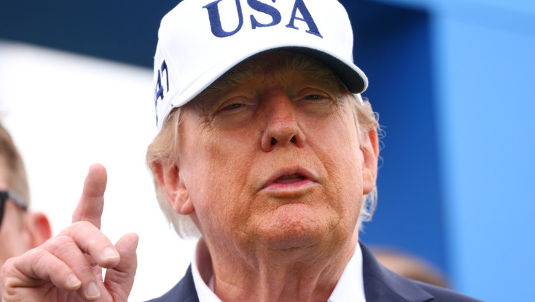 trump-insista-cu-„dividendul”-de-5.000-de-dolari-daca-republicanii-pastreaza-controlul-asupra-congresului:-„putem-suporta-cu-usurinta” trump-insista-cu-„dividendul”-de-5.000-de-dolari-daca-republicanii-pastreaza-controlul-asupra-congresului:-„putem-suporta-cu-usurinta”