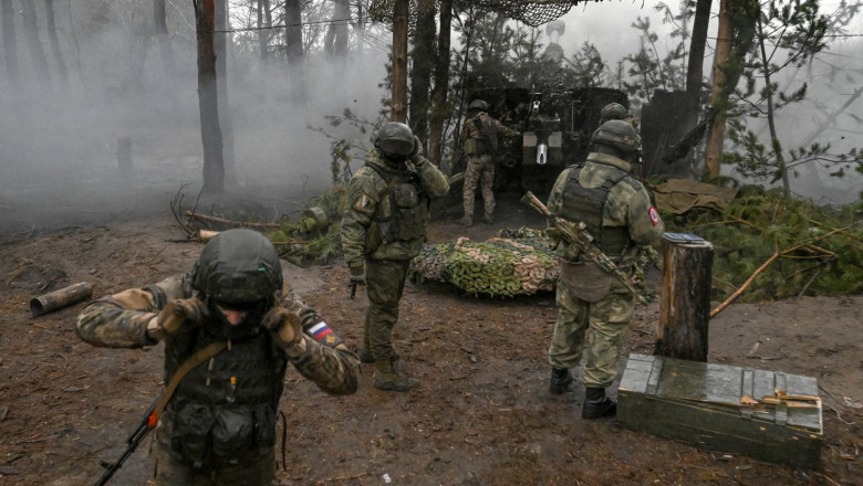 „complet-incercuiti”.-rusii-sufera-o-infrangere-majora-in-donbas,-unde-au-pierdut-240-km-patrati-de-teren-si-au-fost-inconjurati