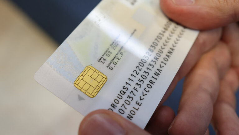 ce-date-contine-cipul-cartii-electronice-de-identitate.-poate-fi-folosit-documentul-pentru-urmarirea-titularului?