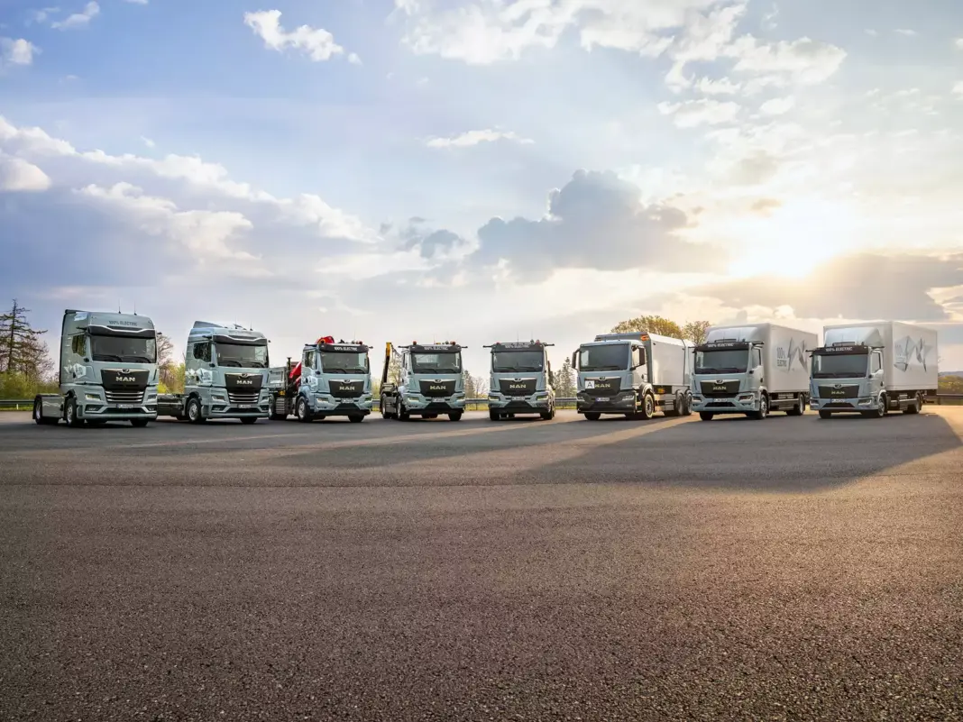man-dezlantuie-ofensiva-etruck-la-iaa-transportation-2026:-pana-la-720-km-autonomie-pentru-etgx,-flota-electrica-de-la-12-la-50-de-tone-si-un-tgs-gigant-de-60-t